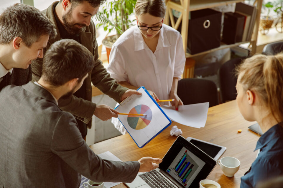 Consultora de marketing digital: estrategia, visión y crecimiento