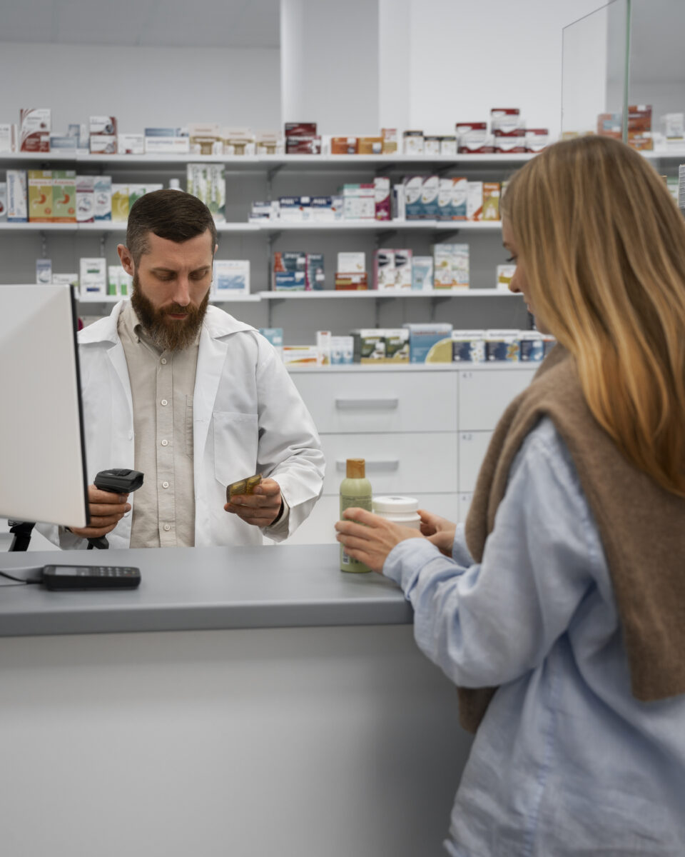Marketing para Farmacias: Cómo Atraer Clientes y Vender Más (Dentro de las Reglas)